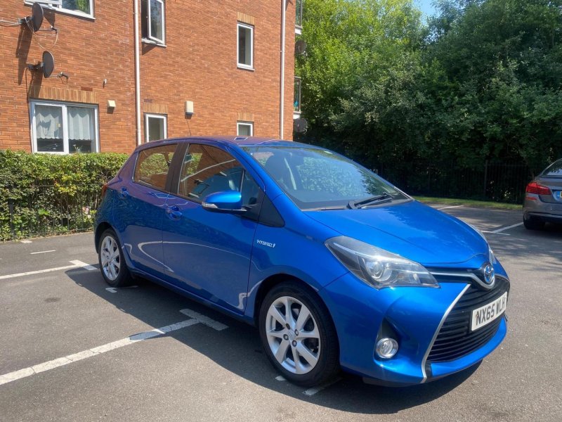 TOYOTA YARIS
