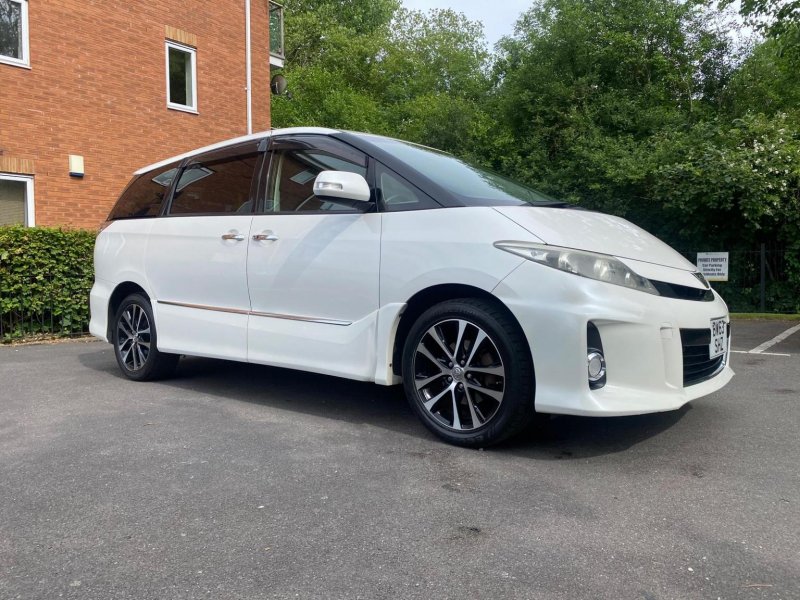 TOYOTA ESTIMA