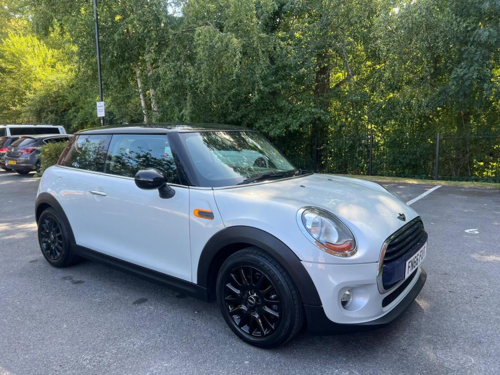2016 MINI HATCH