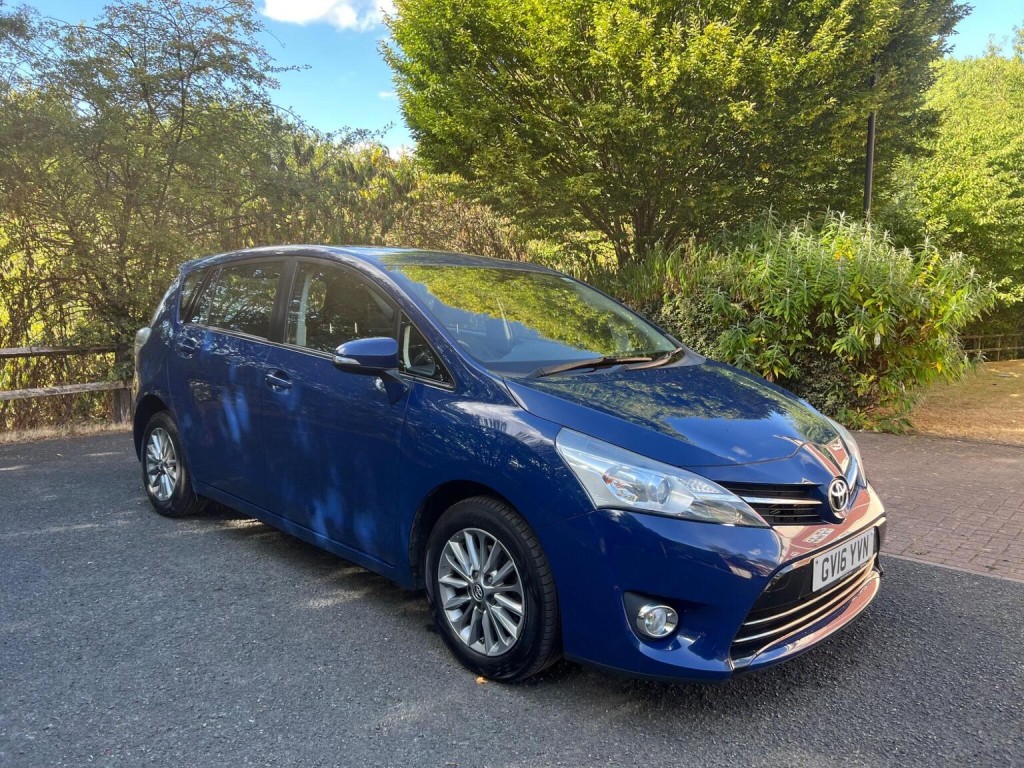 2016 Toyota VERSO