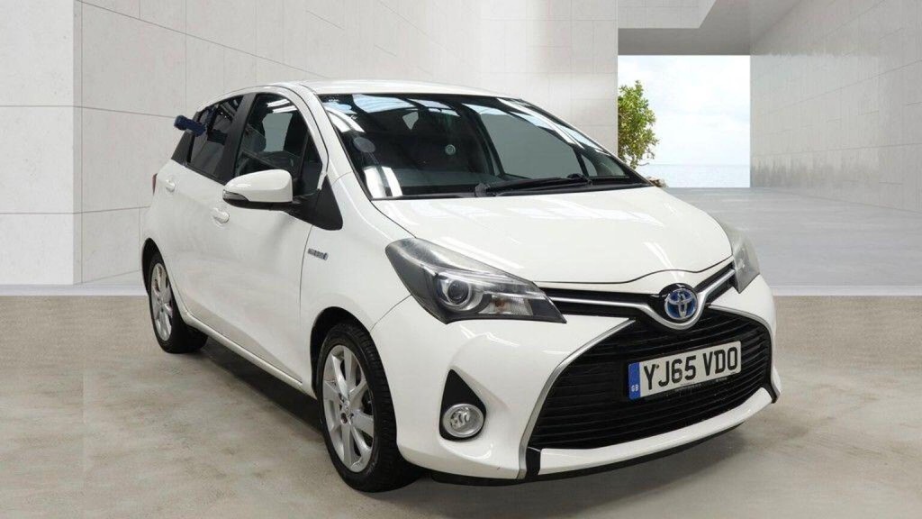 2015 Toyota YARIS