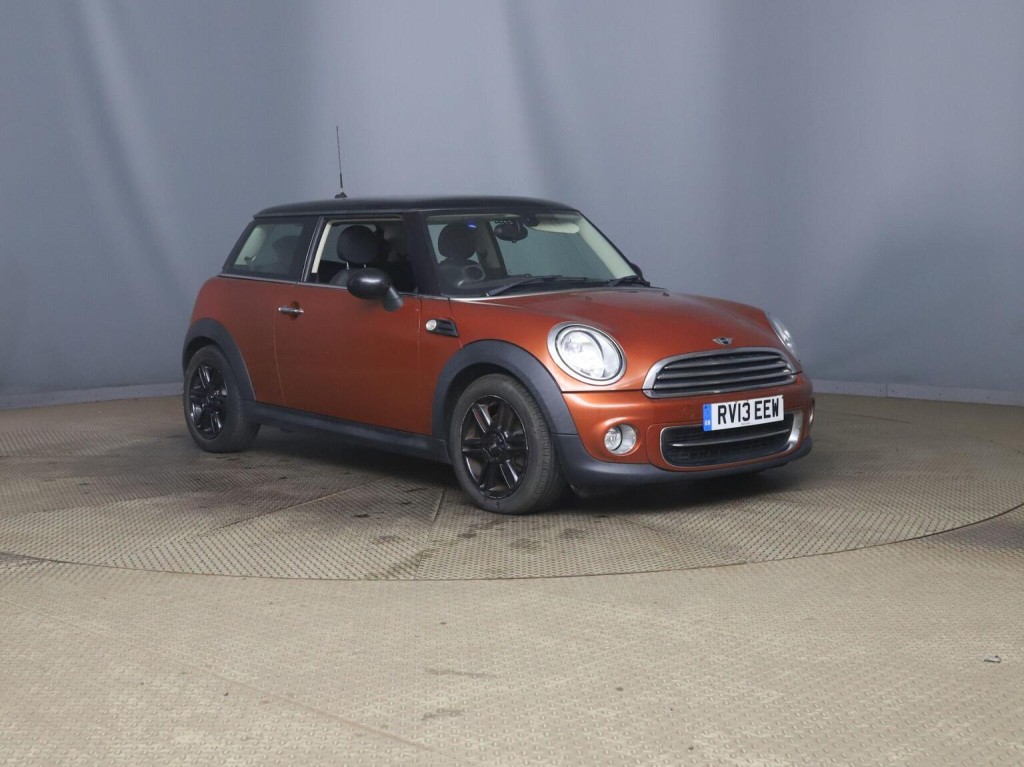 2013 MINI HATCH